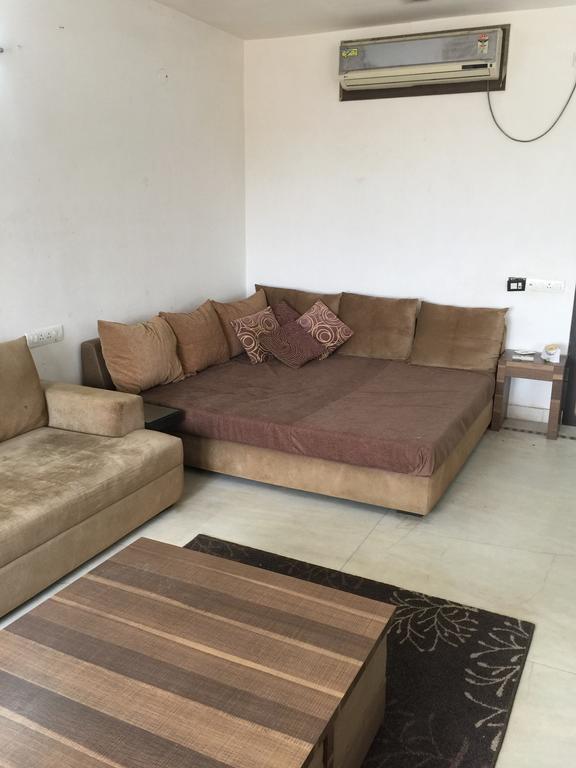 Belmont Puri Villa Екстериор снимка