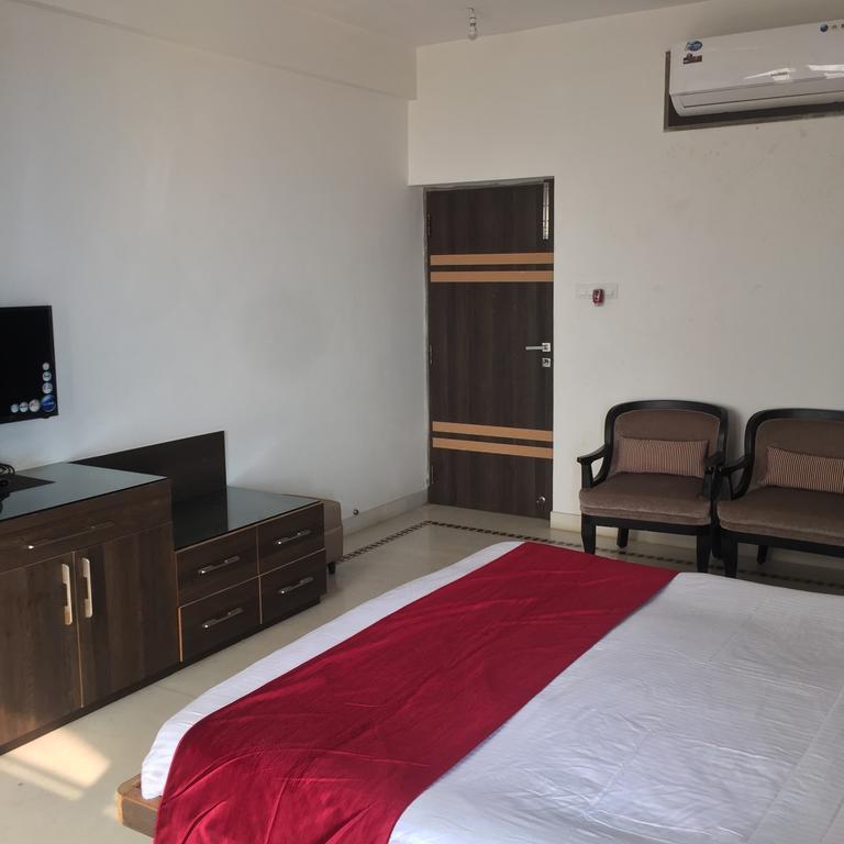 Belmont Puri Villa Екстериор снимка